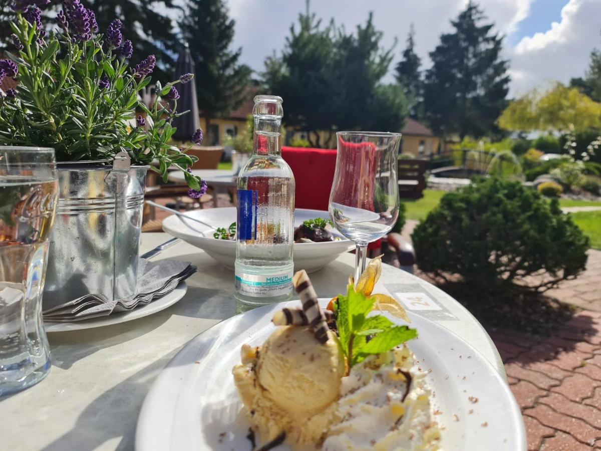 Hotel Pommerscher Hof زينوويتز المظهر الخارجي الصورة