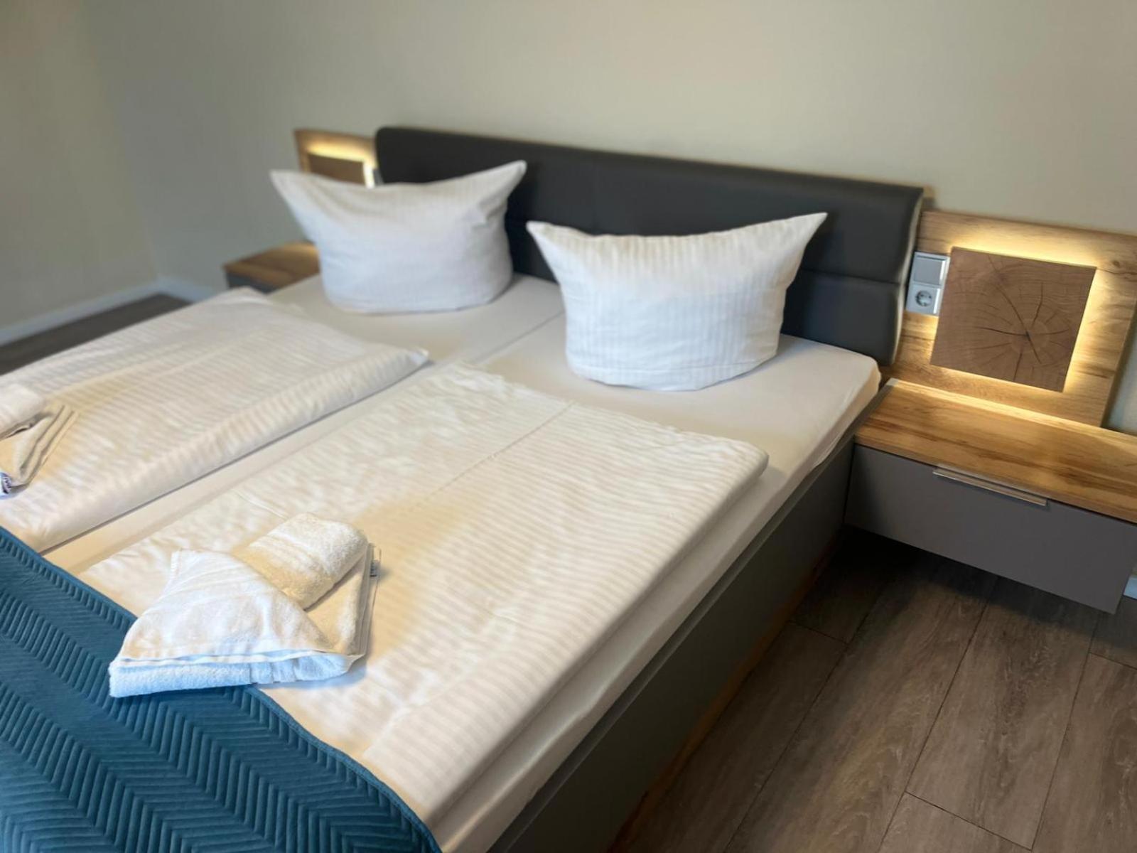 Hotel Pommerscher Hof زينوويتز المظهر الخارجي الصورة