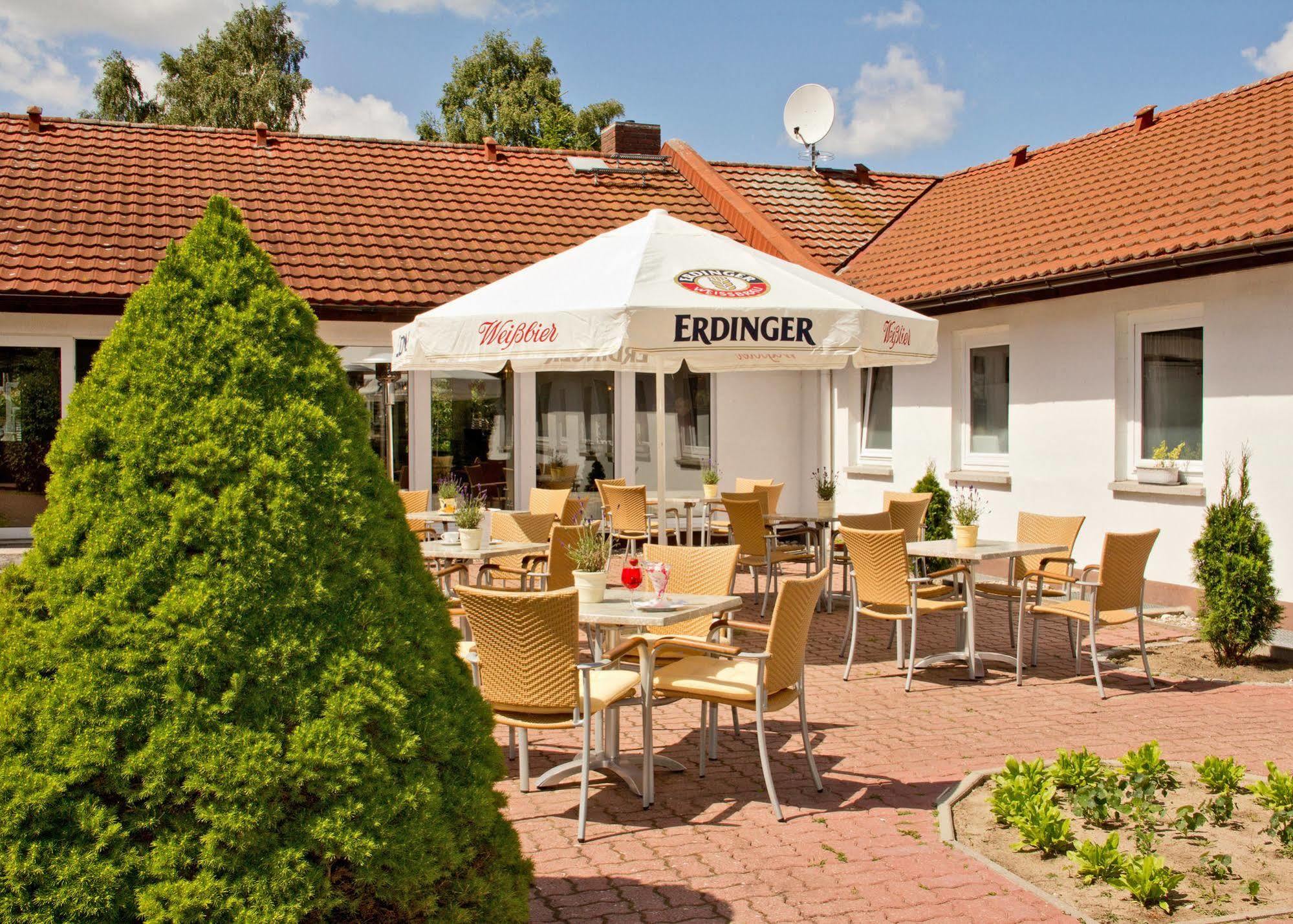 Hotel Pommerscher Hof زينوويتز المظهر الخارجي الصورة